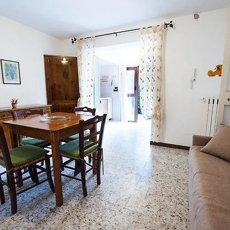 Giulia In Nyaraló Ostuni